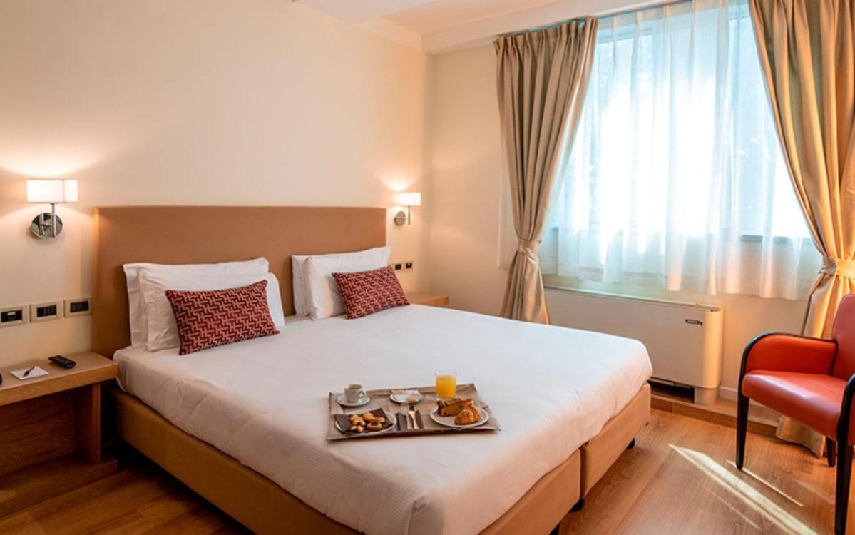 Jr Hotels Gigli Firenze Calenzano Dış mekan fotoğraf