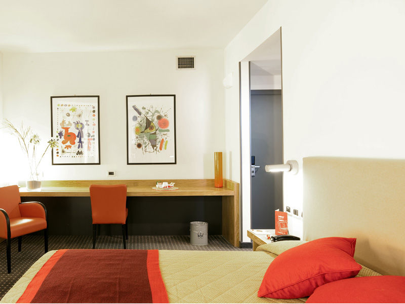 Jr Hotels Gigli Firenze Calenzano Dış mekan fotoğraf